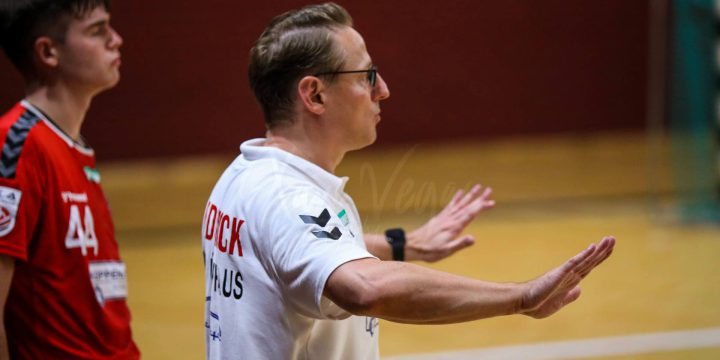 Fünfhaus erleidet 22:34-Niederlage im Derby gegen Fivers