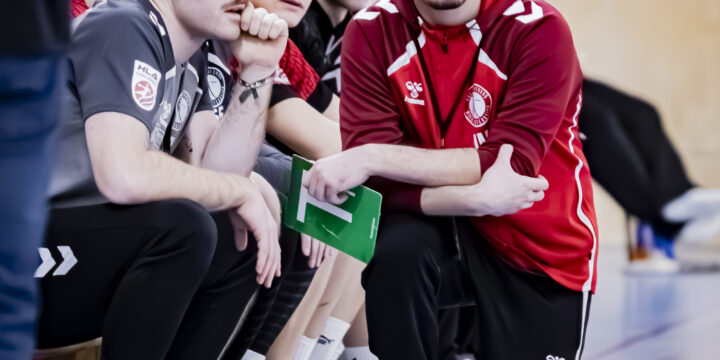 Weihnachtsfeier am Samstag, Auswärtsspiel gegen Krems am Sonntag