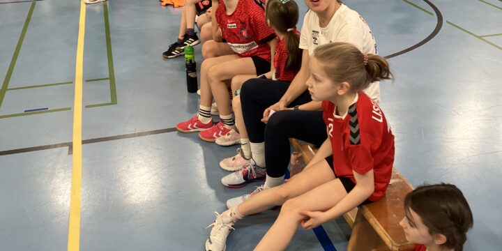 „Cooles Turnier“: Großer Tag für Handball-Minis in Fünfhaus